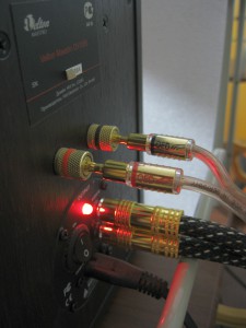 QED Banana Plugs