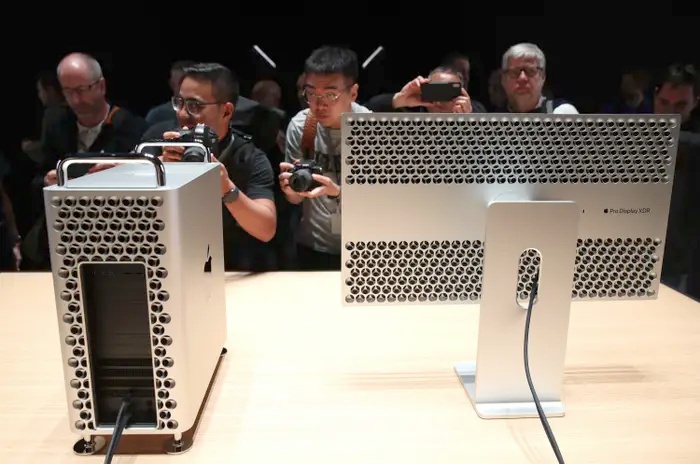 Замена батарейки на материнской плате. Apple Mac Pro Apple Cheese